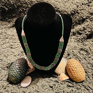 Mother of dragons simple Gold & Green necklace